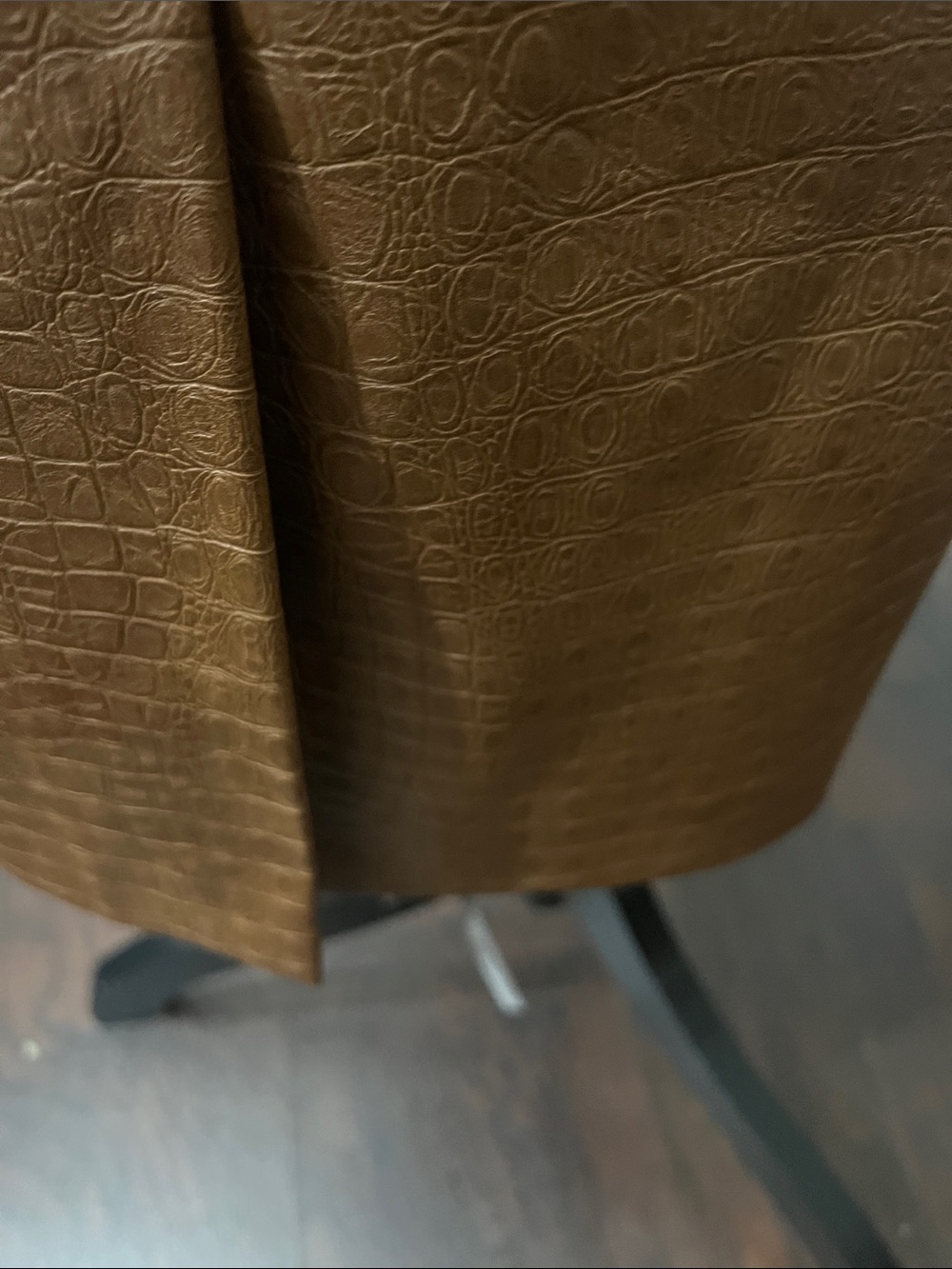 Anne Klein Brown Croc-Embossed Pencil Skirt - Picture 7 of 15